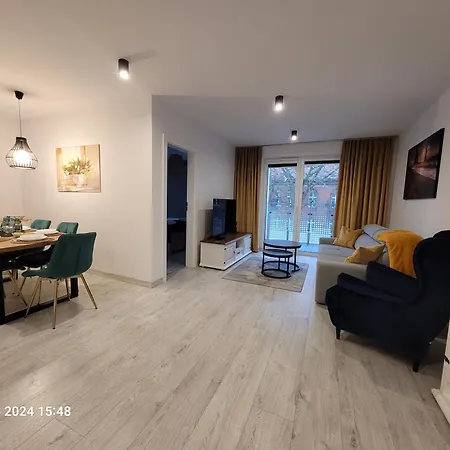 Horyzont Apartamenty-anton-piekny Blisko Centrum, Dwie Sypialnie, Prywatny Garaz Apartamento Kołobrzeg